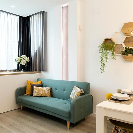 Sylvia 1M - Precioso Apartamento En Primera Linea De Mar - Centrico - Playa - Wifi إمبوريابرافا المظهر الخارجي الصورة